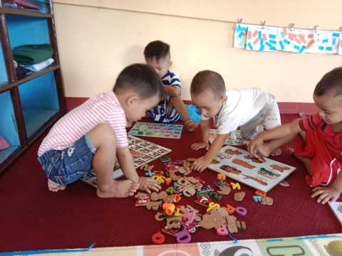 Letters Puzzle Games